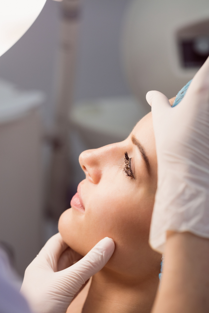 Preenchimento facial com ácido hialurônico em Campinas